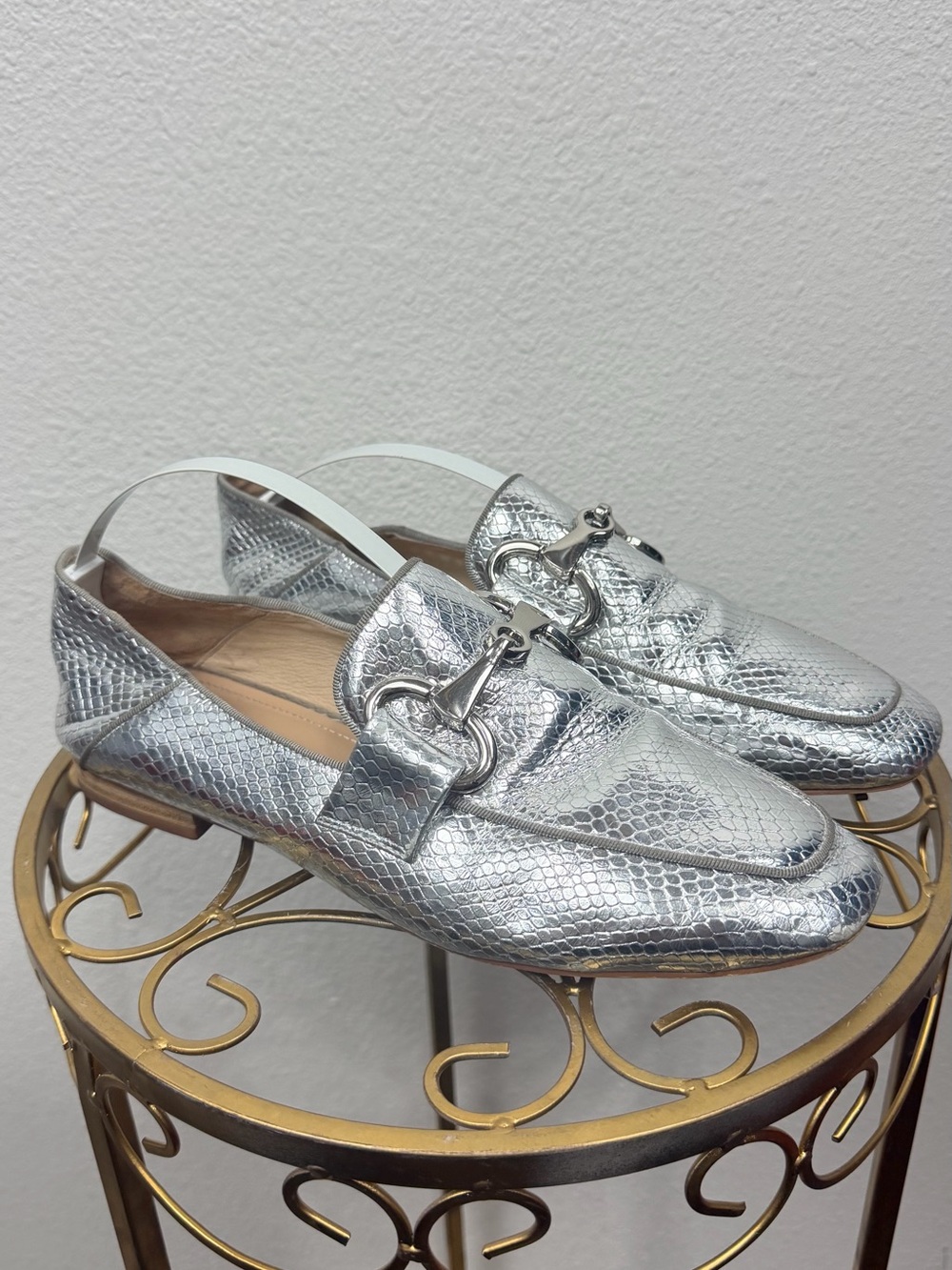 Bibi Lou Silver Metallic Snake-Texture Loafers for Size 40